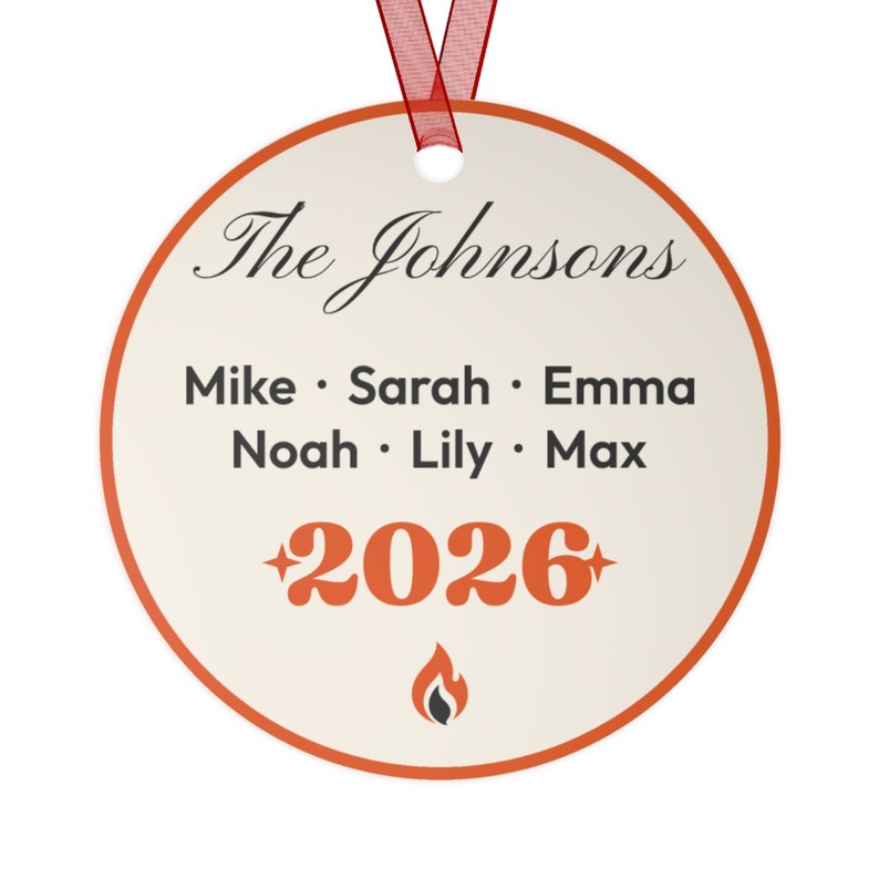 Family Names Ornament 2026: Two-sided round metal ornament